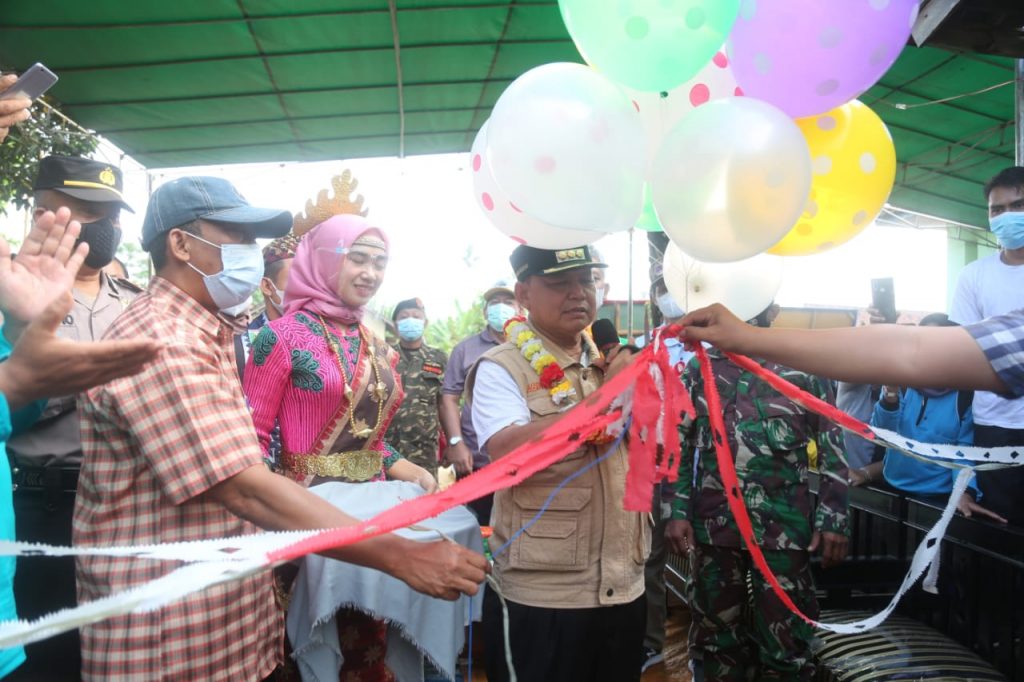 Bupati Lampung Timur Resmikan Pasar Kreatif Rumah Fosil Tanjung Harapan