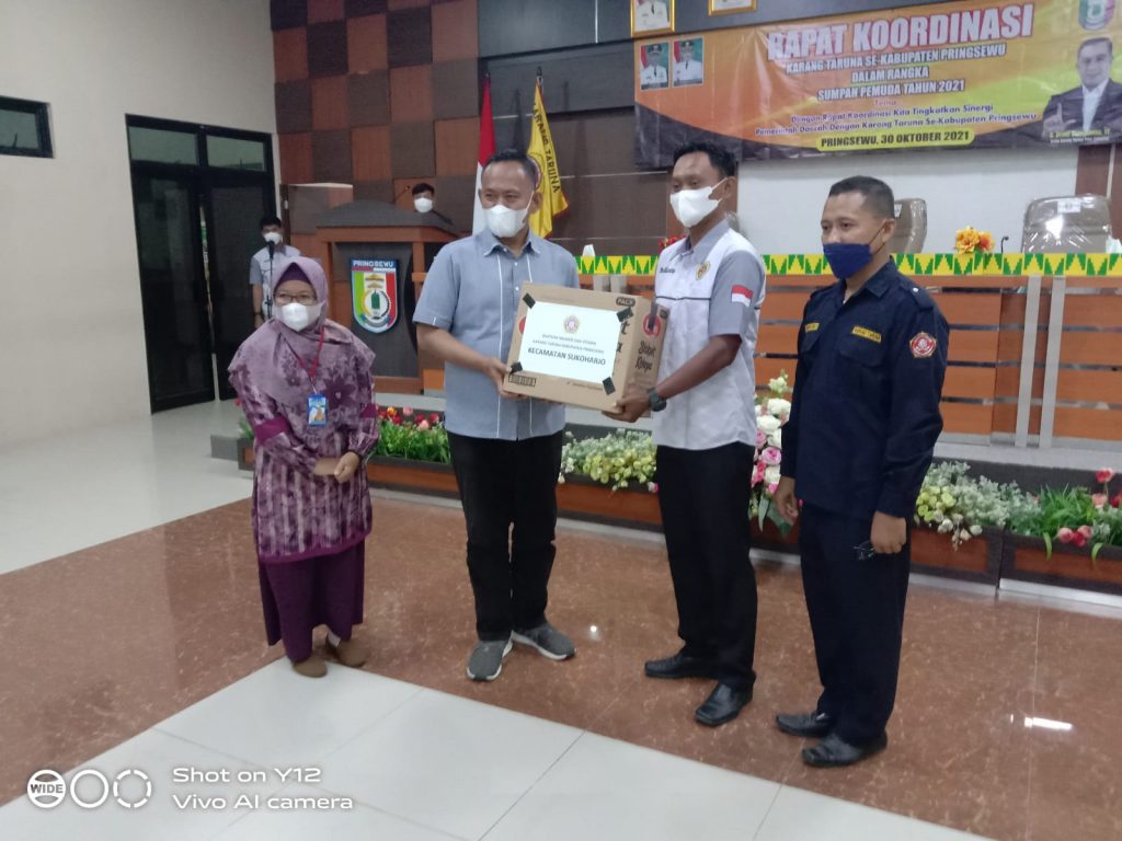 Karang Taruna Kabupaten Pringsewu Gelar Rakor dan Bagikan Masker Gratis