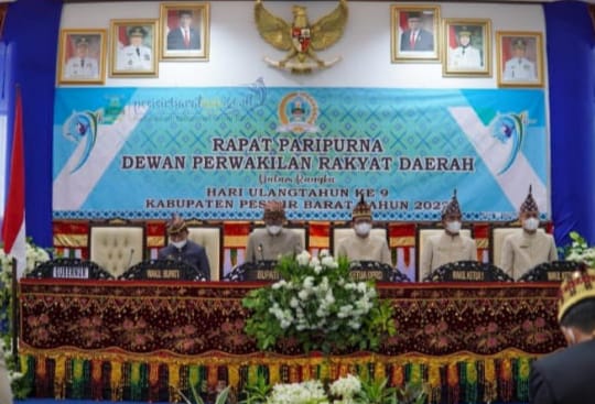 RAPAT PARIPURNA ISTIMEWA HARI ULANG TAHUN PESISIR BARAT KE-9 TAHUN 2022