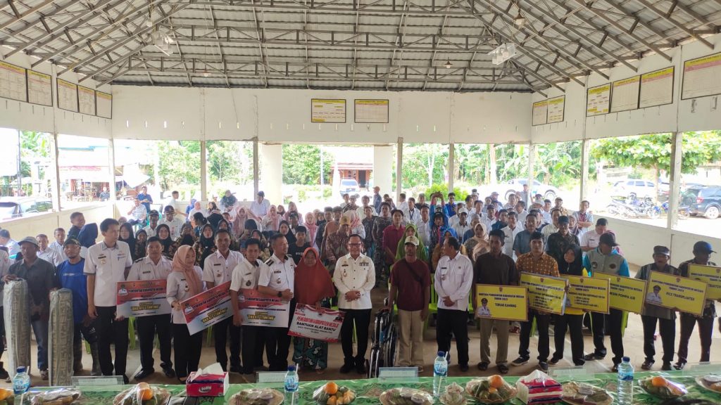 Pemkab Mesuji saluran bantuan ke Masyarakat di Kecamatan Mesuji Timur