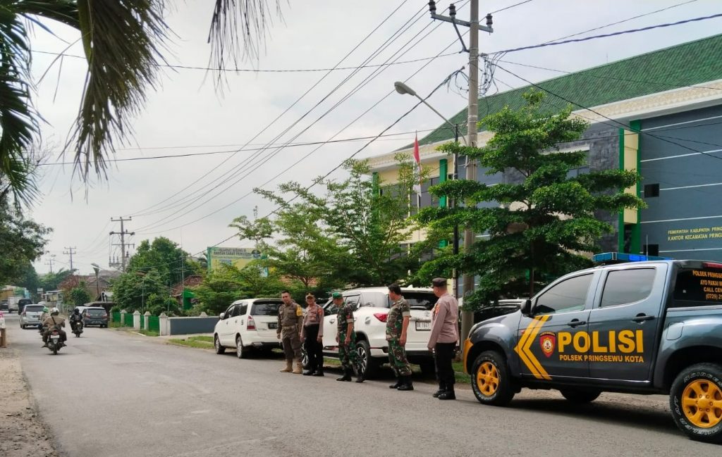 Ciptakan Keamanan Jelang Pemilu 2024, Polres Pringsewu, TNI dan Satpol-PP Lakukan Patroli Gabungan