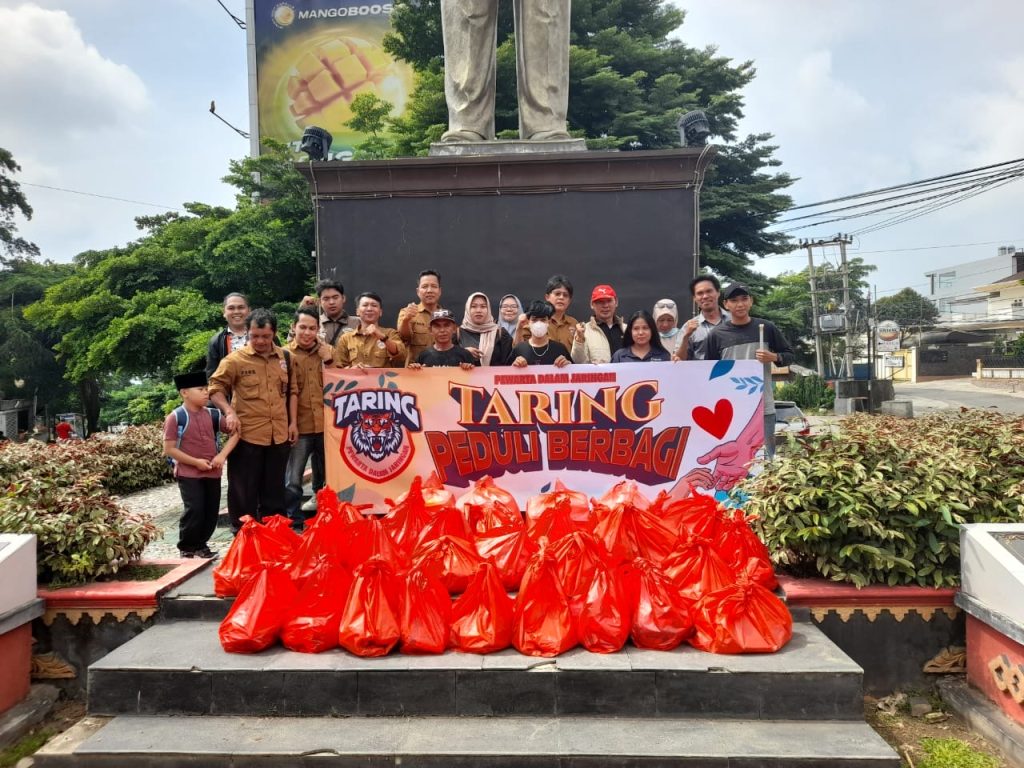 Dukung UMKM dan Masyarakat, Taring Lampung Gelar Bakti Sosial di Bandarlampung